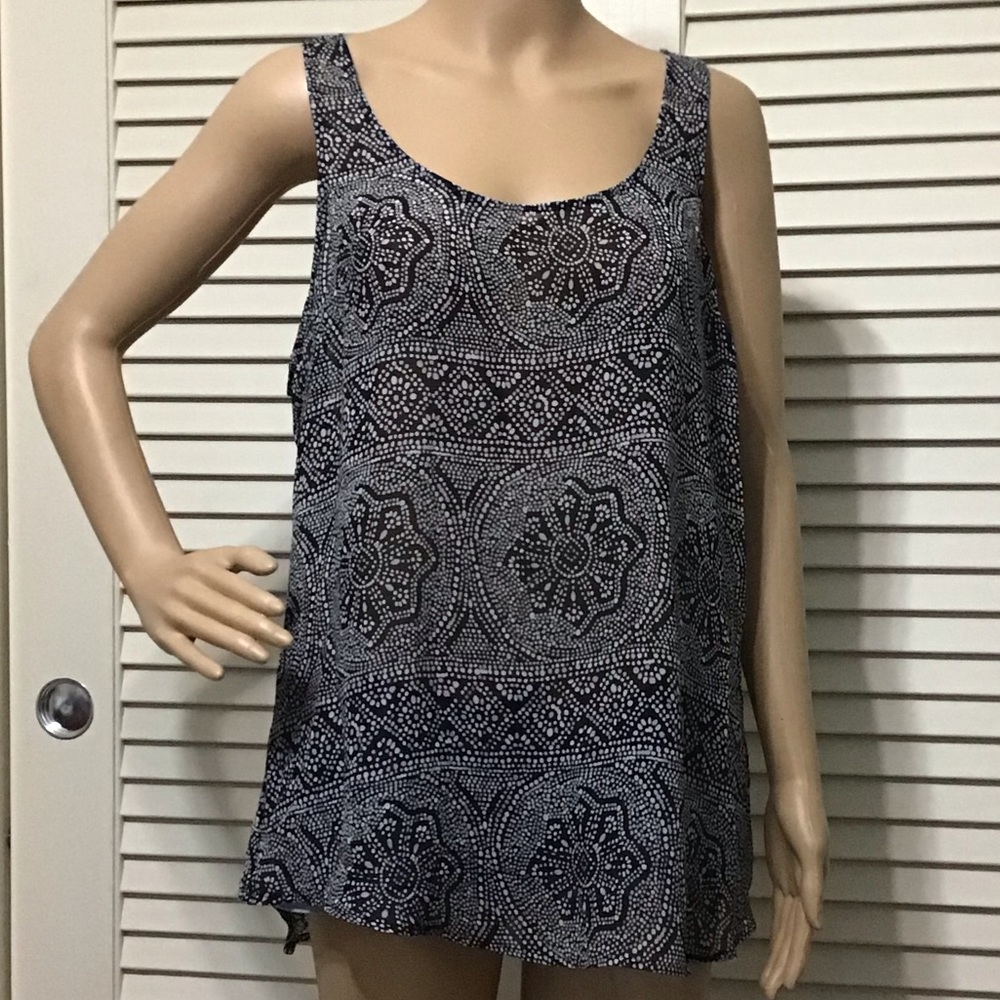 Old Navy Sleeveless Tops